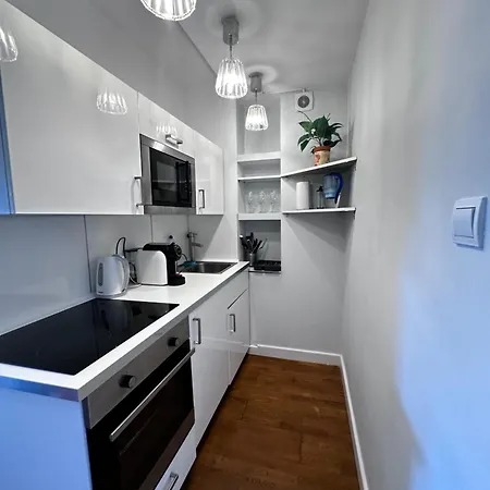 Apartment Marszalkowskastreetcityapart Netflix Warsaw